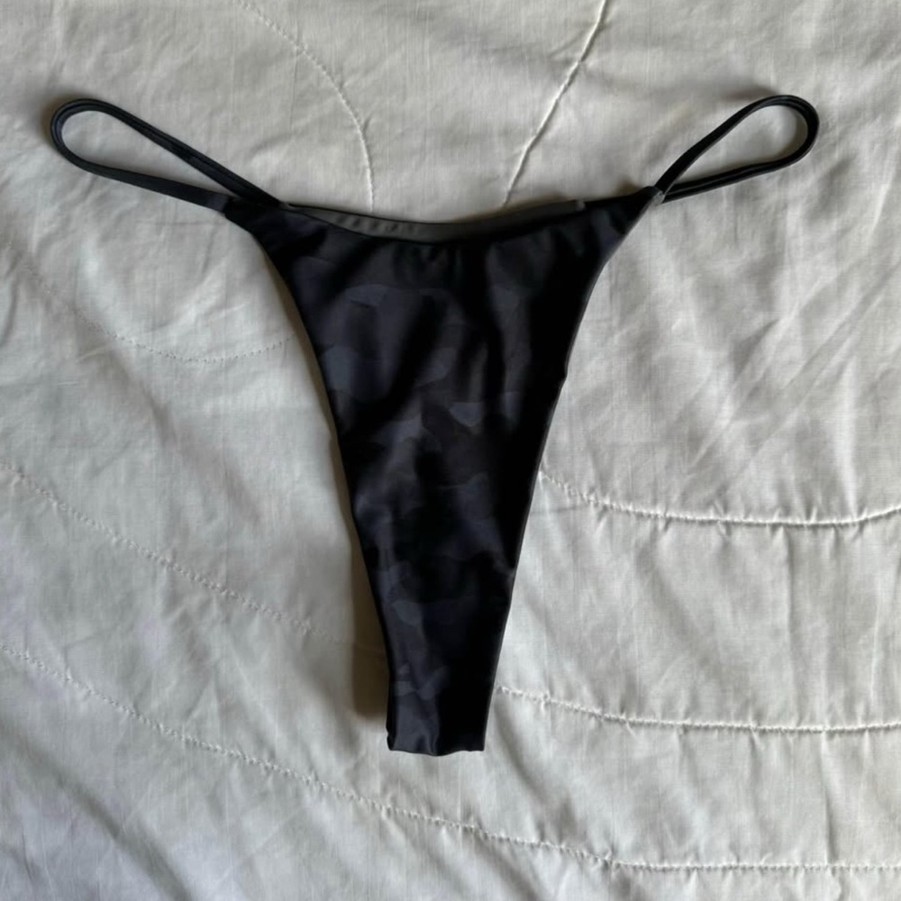 @mauimisfitsco. Midnight Camo Bikini Bottoms